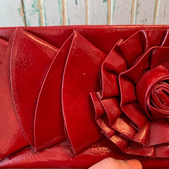 Big Buddha Red Flower Clutch Wristlet - Picture 7 of 7